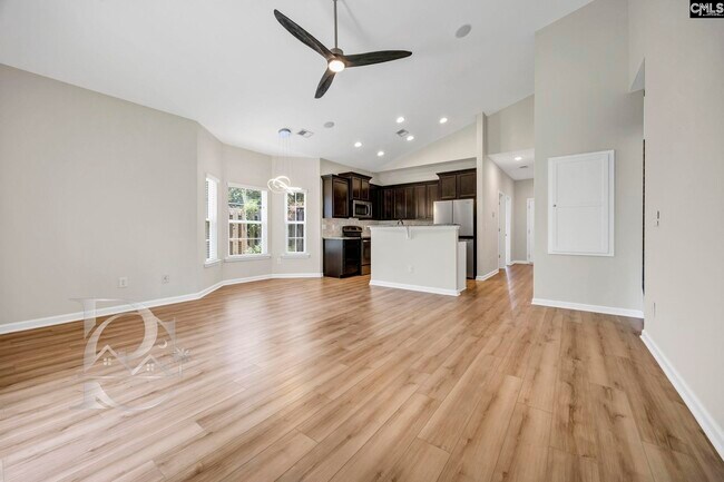 Building Photo - 1 Bouquet Ct