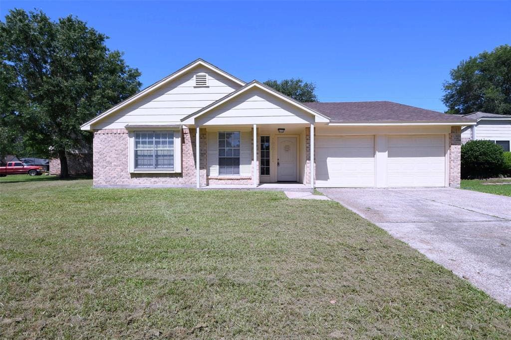 Primary Photo - 18811 Pine Trace Ct
