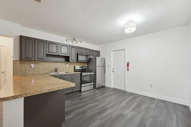 Foto del edificio - 6144 SW 30th St