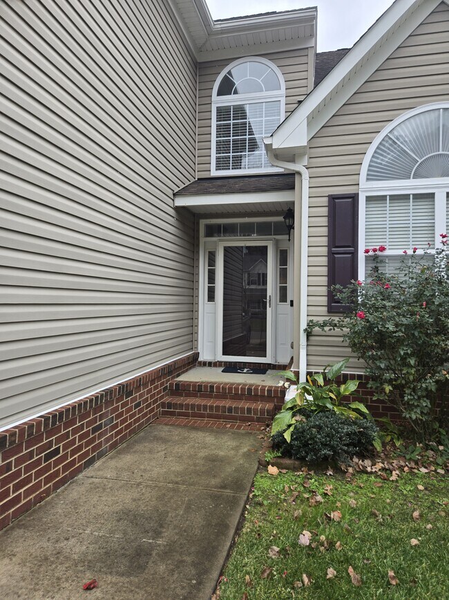 Building Photo - 2009 Breck Ave