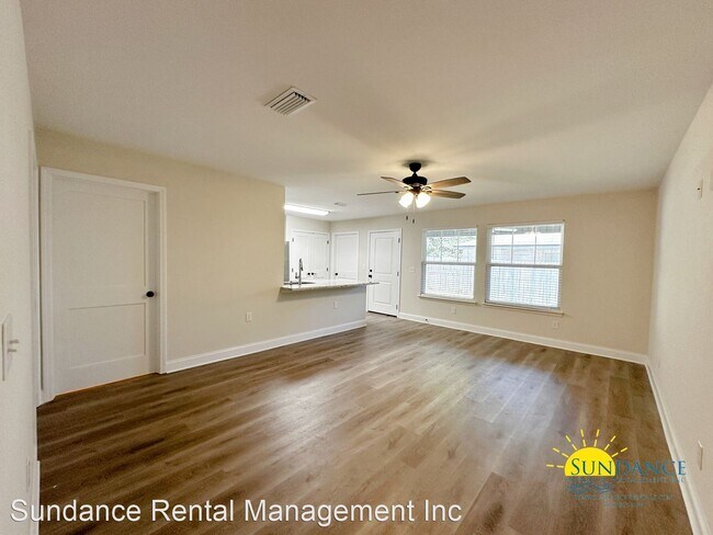 Foto del edificio - 2 br, 2 bath House - 791-A Navy Street