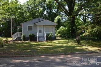 Building Photo - 516 Elam Ave