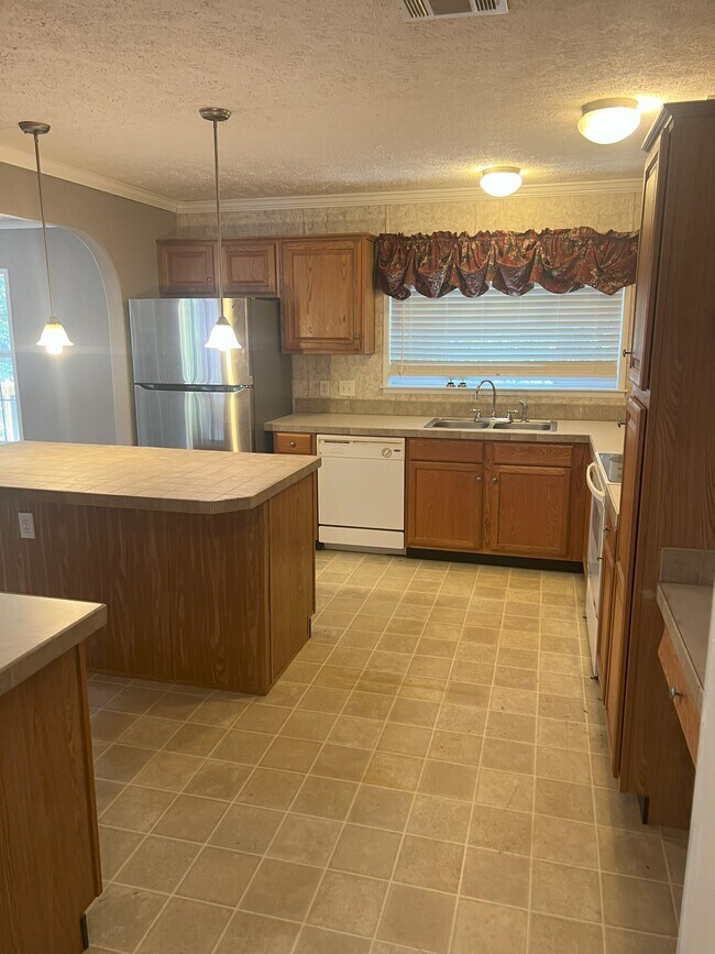 Foto del edificio - 489 Windwood Dr