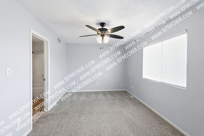 Foto del edificio - 4025 SE 25th St