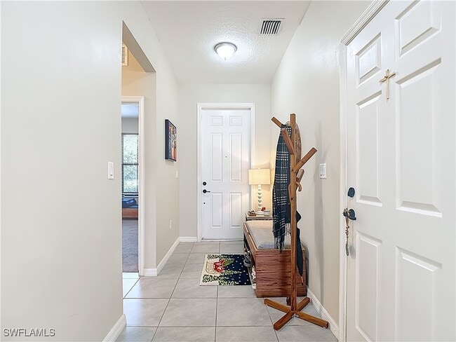 Foto del edificio - 5529 Soria Ave