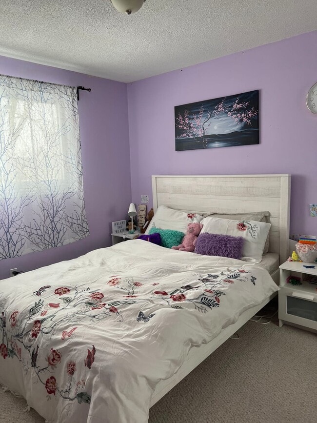 Building Photo - 36 Hollyberry Trl