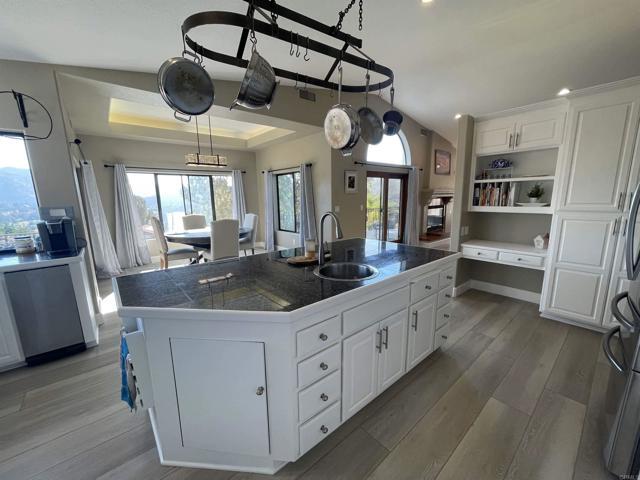 Building Photo - 15290 Moonglow Dr