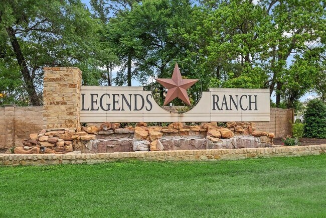 Building Photo - 29819 S Legends Village Cir