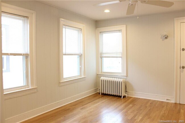 Foto del edificio - 286 Humphrey St