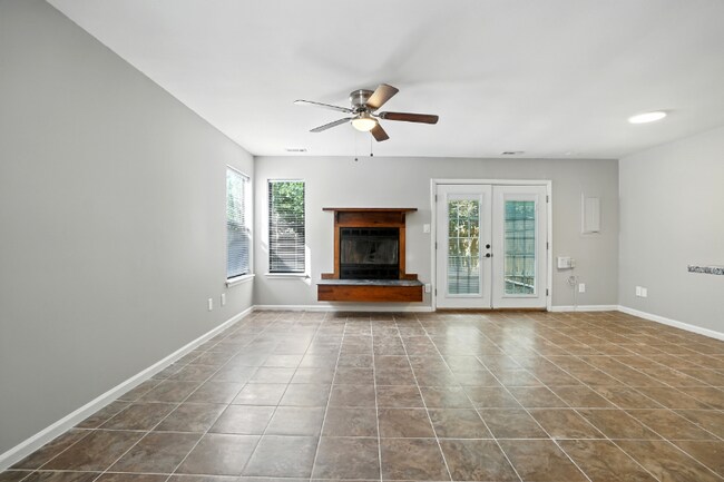 Building Photo - 4721 Woodglen Ct