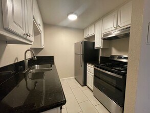 Building Photo - 2113 O St