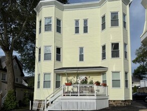Building Photo - 15 Adams St