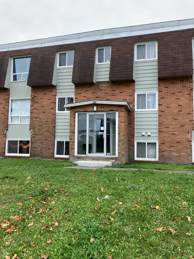 Building Photo - 522 Bonita Ave