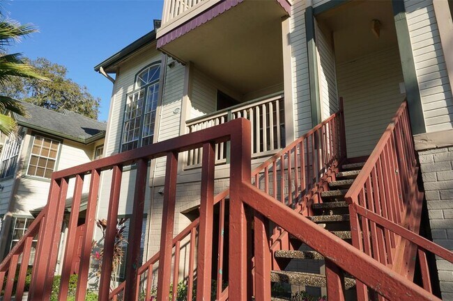 Foto del edificio - 4148 Enchanted Oaks Cir