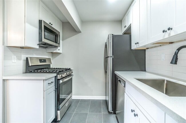 Foto del edificio - 1602 Bonnie Brae St