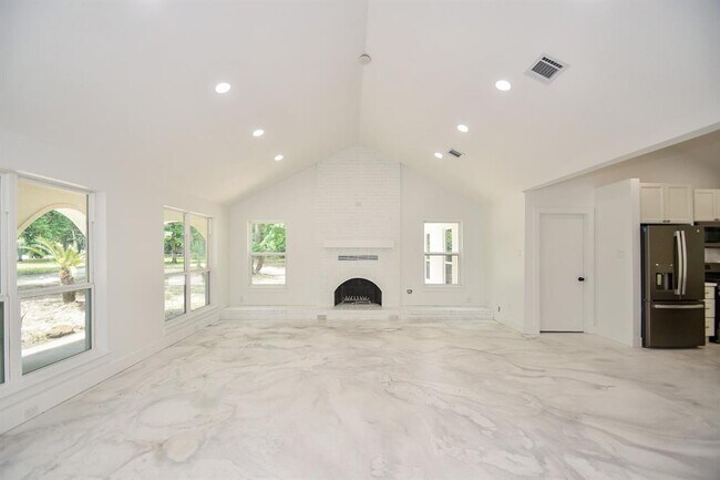Foto del edificio - 6914 Evergreen St