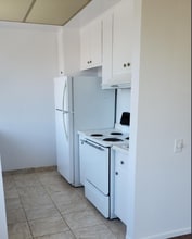 Building Photo - 2012 Ruhland Ave