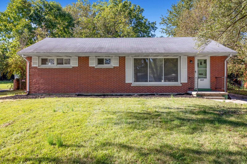 Primary Photo - 2057 Heather Way