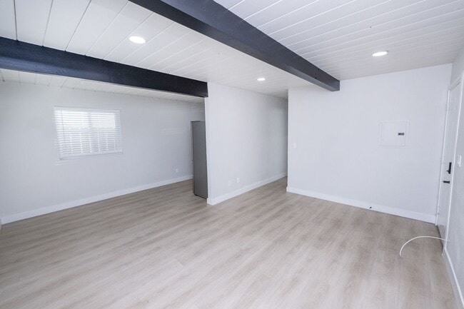 Foto del edificio - 2813-15 46th St