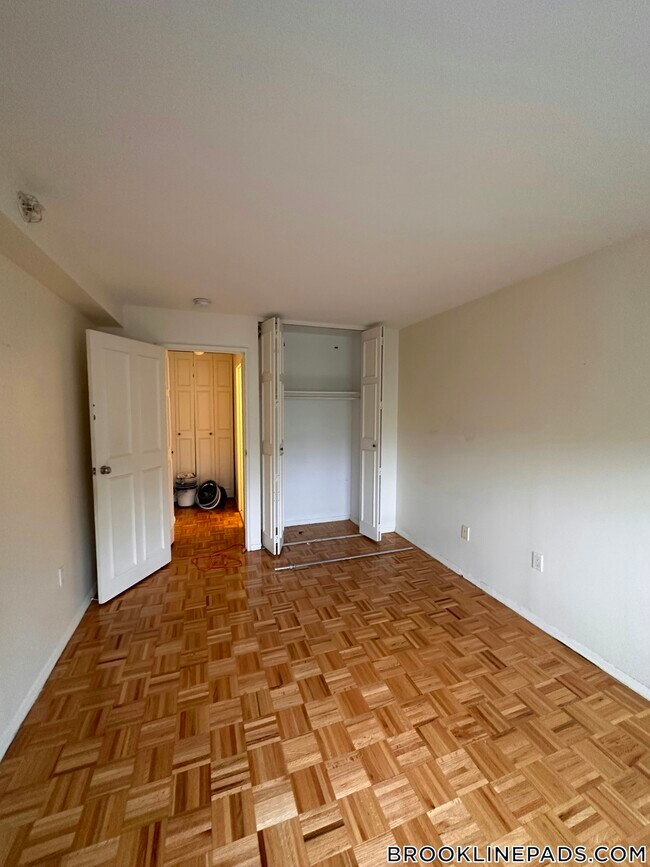 Foto del edificio - 185 Freeman St