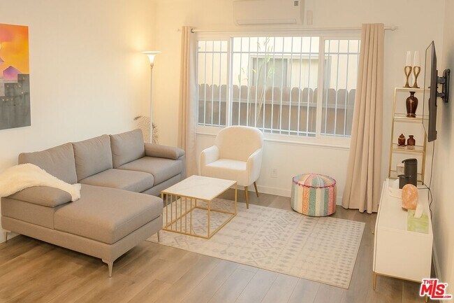 Foto del edificio - 11670 Sunset Blvd