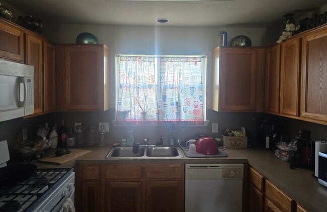 Foto del edificio - 21135 Sprouse Cir