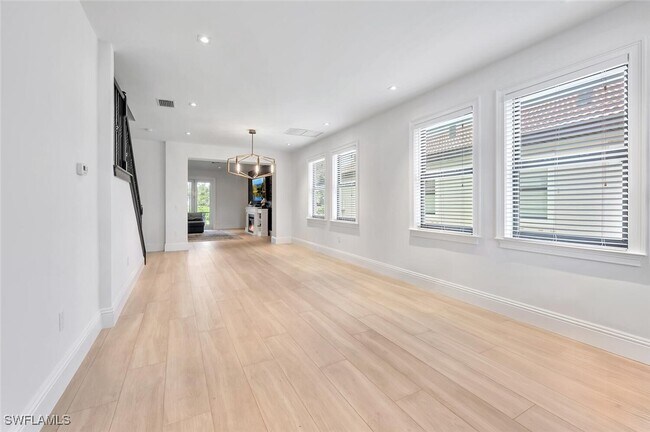 Foto del edificio - 26132 St Michael Ln