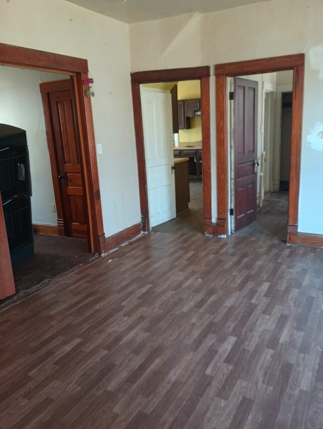 Building Photo - 2217 NE Madison Ave