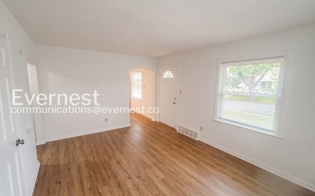 Foto del edificio - 20600 Watson Rd
