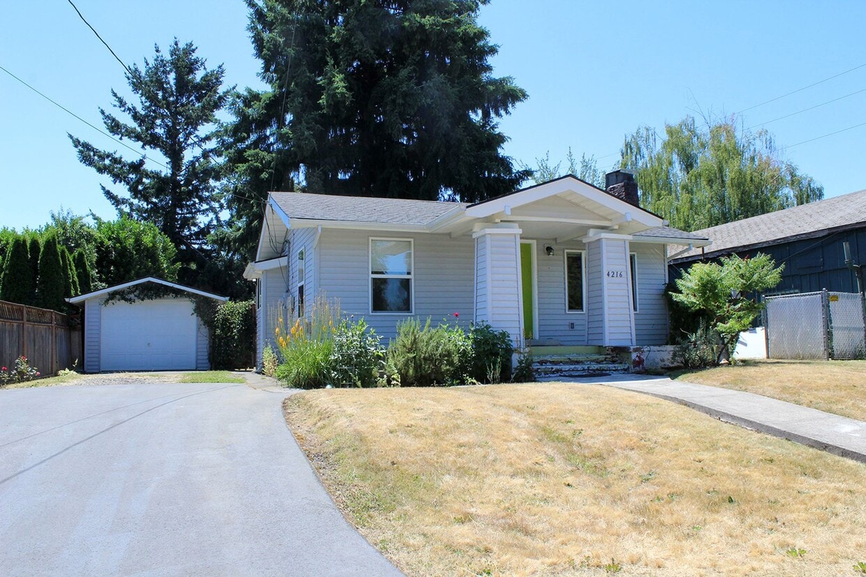 Beautifully Updated 1+ Bed NE PDX Bungalow... House Rental in
