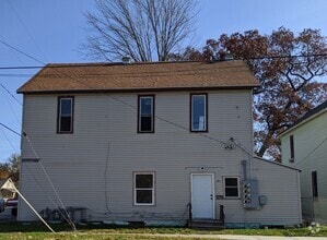 Building Photo - 487 W Grand Ave