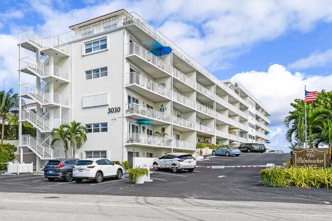 Building Photo - 3030 S Ocean Blvd
