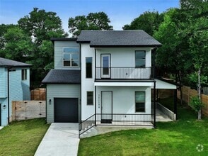 Building Photo - 3800 E 12th St