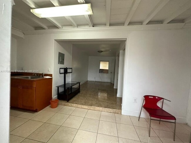 Foto del edificio - 7305 NW 17th Ct