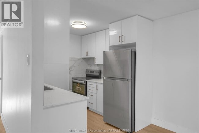 Building Photo - 25 Orchard Heights Dr