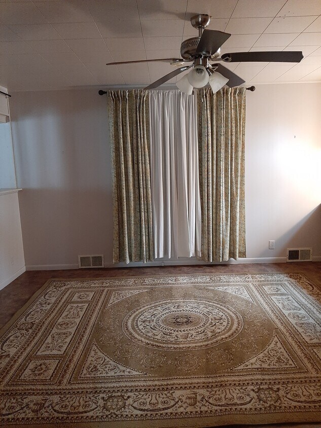 Foto principal - 517 N Monticello St