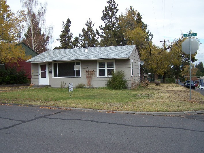 Primary Photo - Midtown House Close to Everything, Newer C...