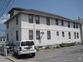 Building Photo - 20 Delaware Ave