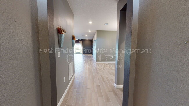 Foto del edificio - 189 Trumpco Dr