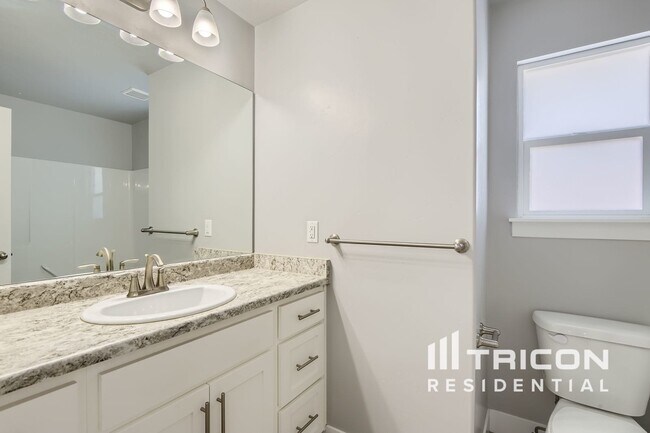 Foto del edificio - 4461 Breezy Meadow Dr