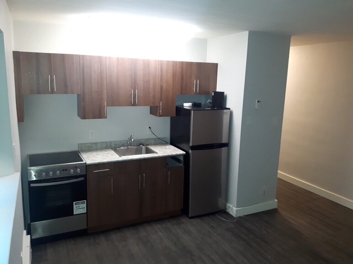 Photo principale - 85-85 Hargrave St
