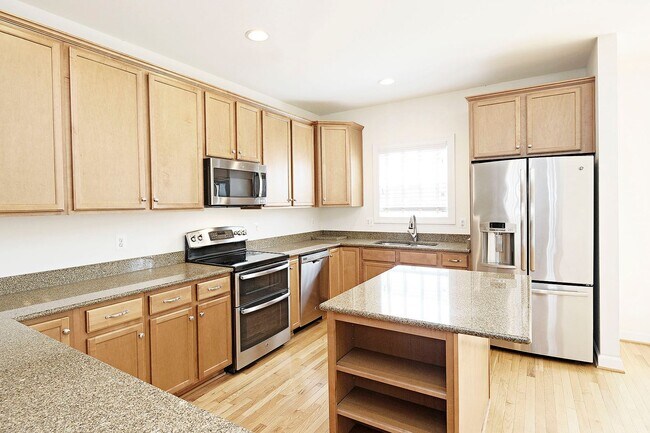 Foto del edificio - Pet-Friendly Townhome Near Downtown Crozet