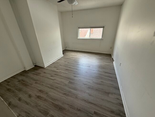 Foto del edificio - 2514 Josephine St