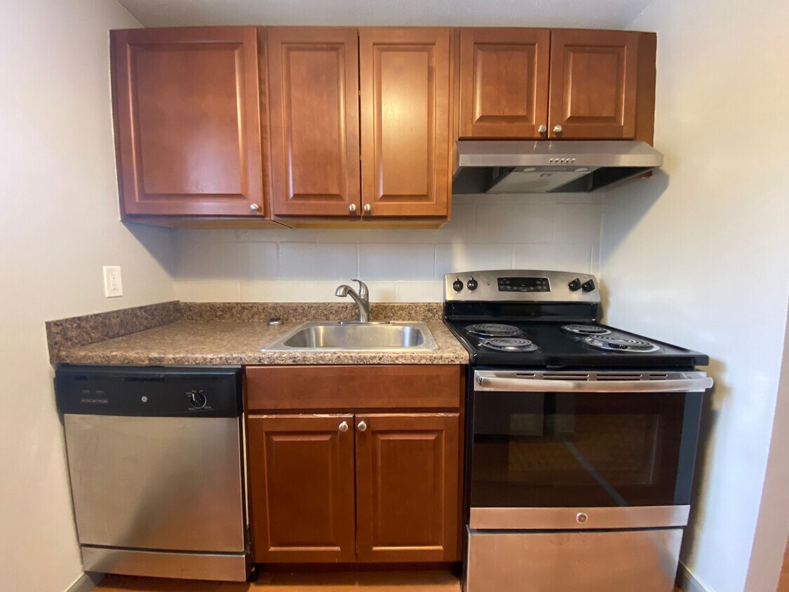 Perry Hill Apartments Ashford, CT