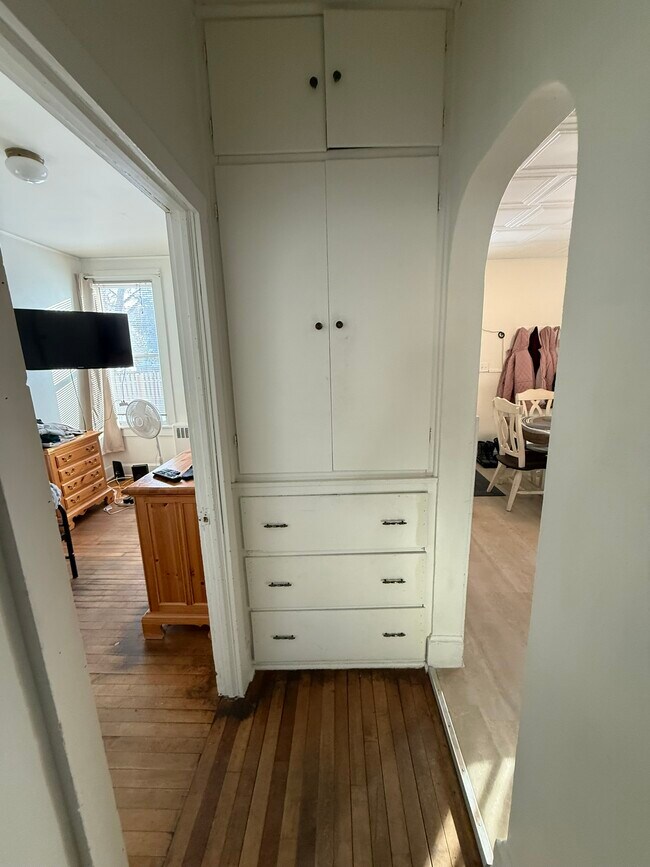 Foto del edificio - 402 N Morrison St