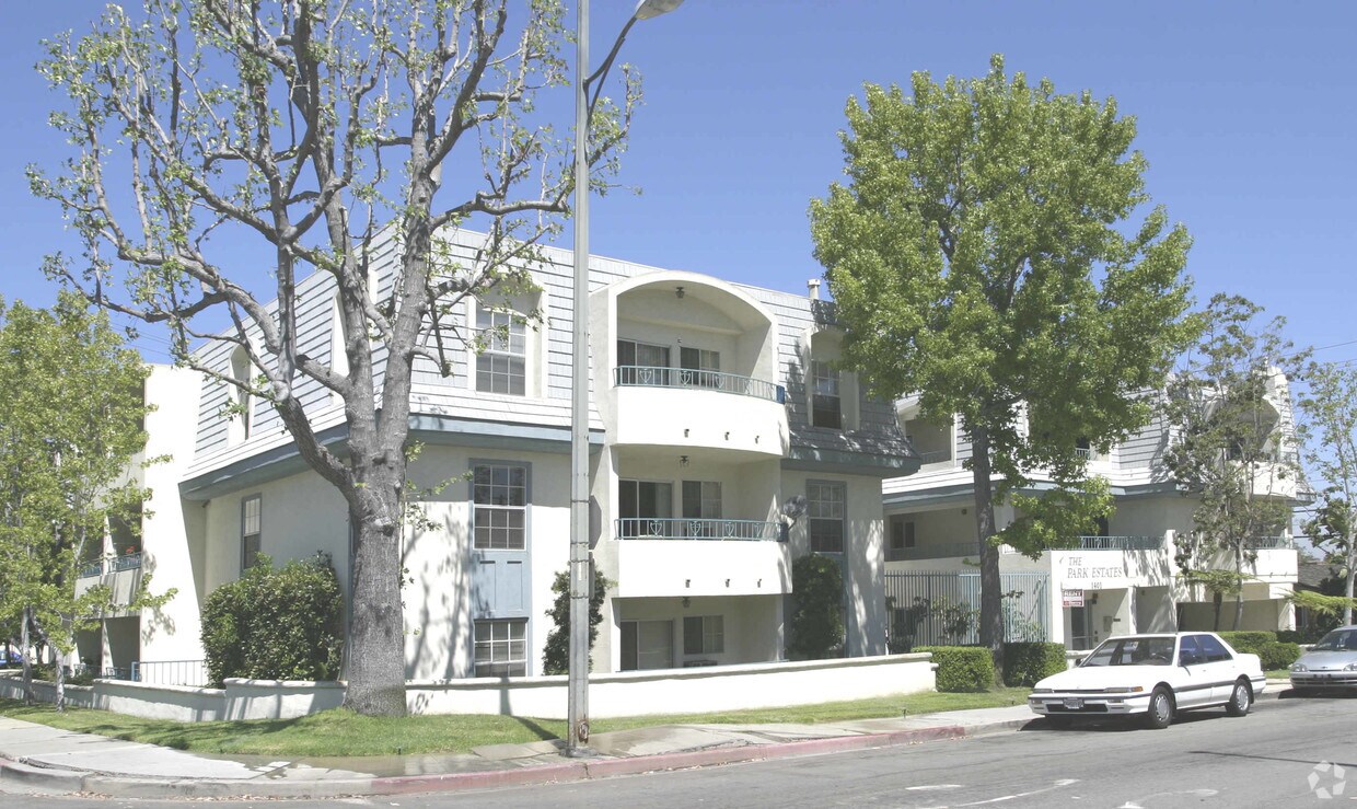Foto del edificio - Park Estates