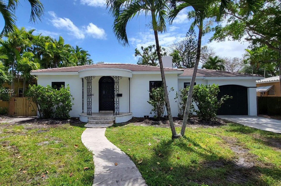 Foto principal - 816 NE 91st Terrace