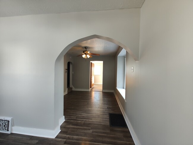 Foto del edificio - 145 21st St NW