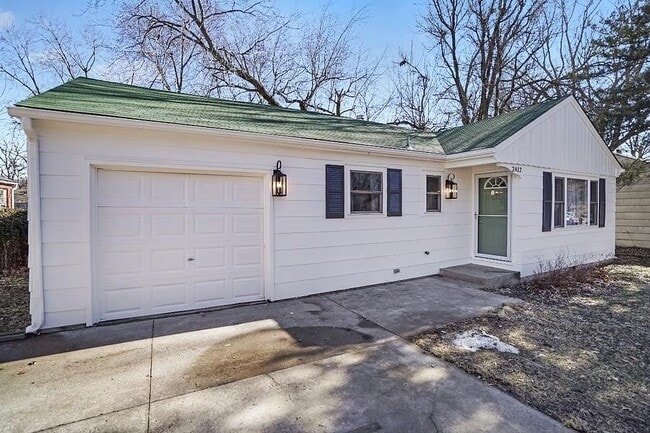 Foto del edificio - 2412 SW Mission Ave