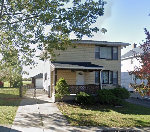 NOW AVAILABLE! 48 Awood Place, Unit 2, Che... House for Rent in